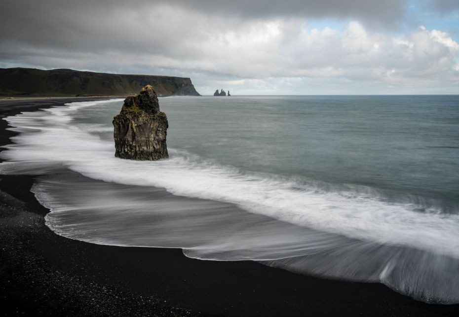 LA SPIAGGIA NERA