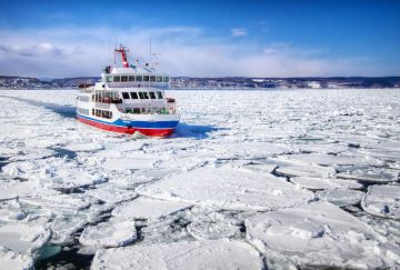 Lapponia Svedese con Nave rompighiaccio Lapponia Svedese con Nave rompighiaccio