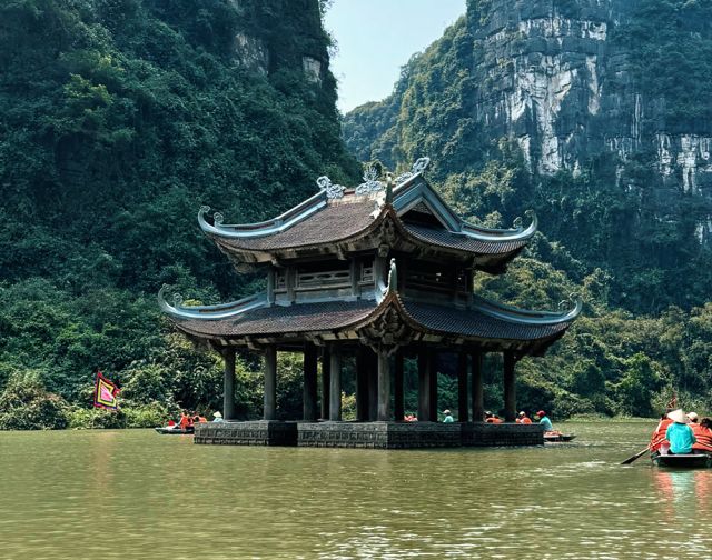 Vietnam On The Road