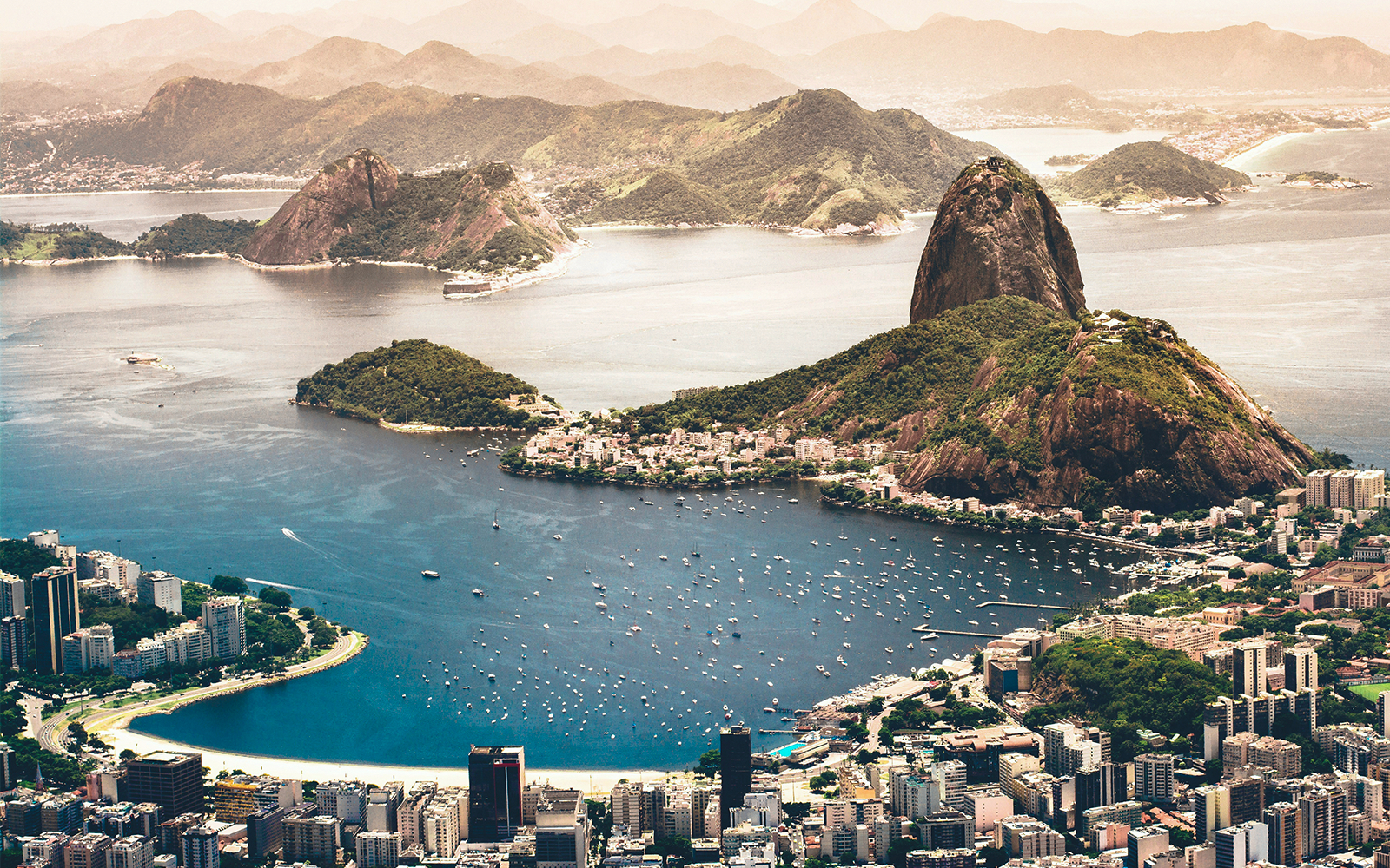 Natale all’estero: 3 idee viaggio dicembre indimenticabili