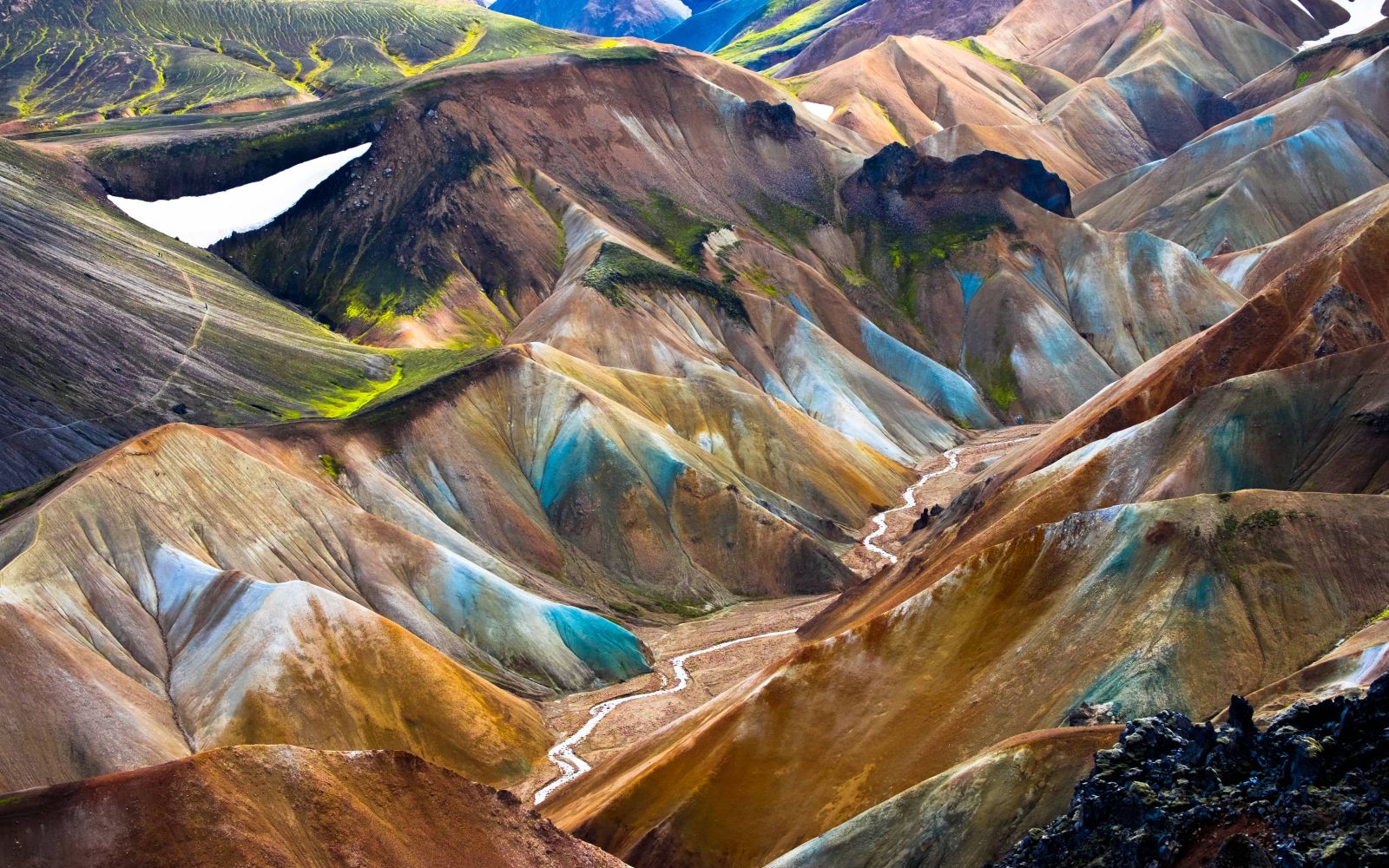 Islanda: Ring Road Inedita, Grotte di ghiaccio, Balene & Aurora Boreale
