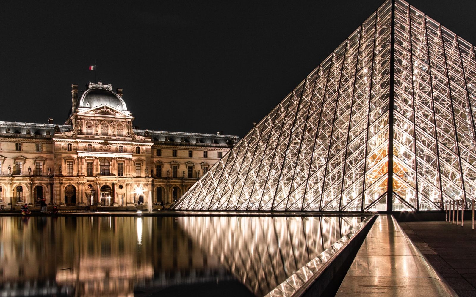 Louvre