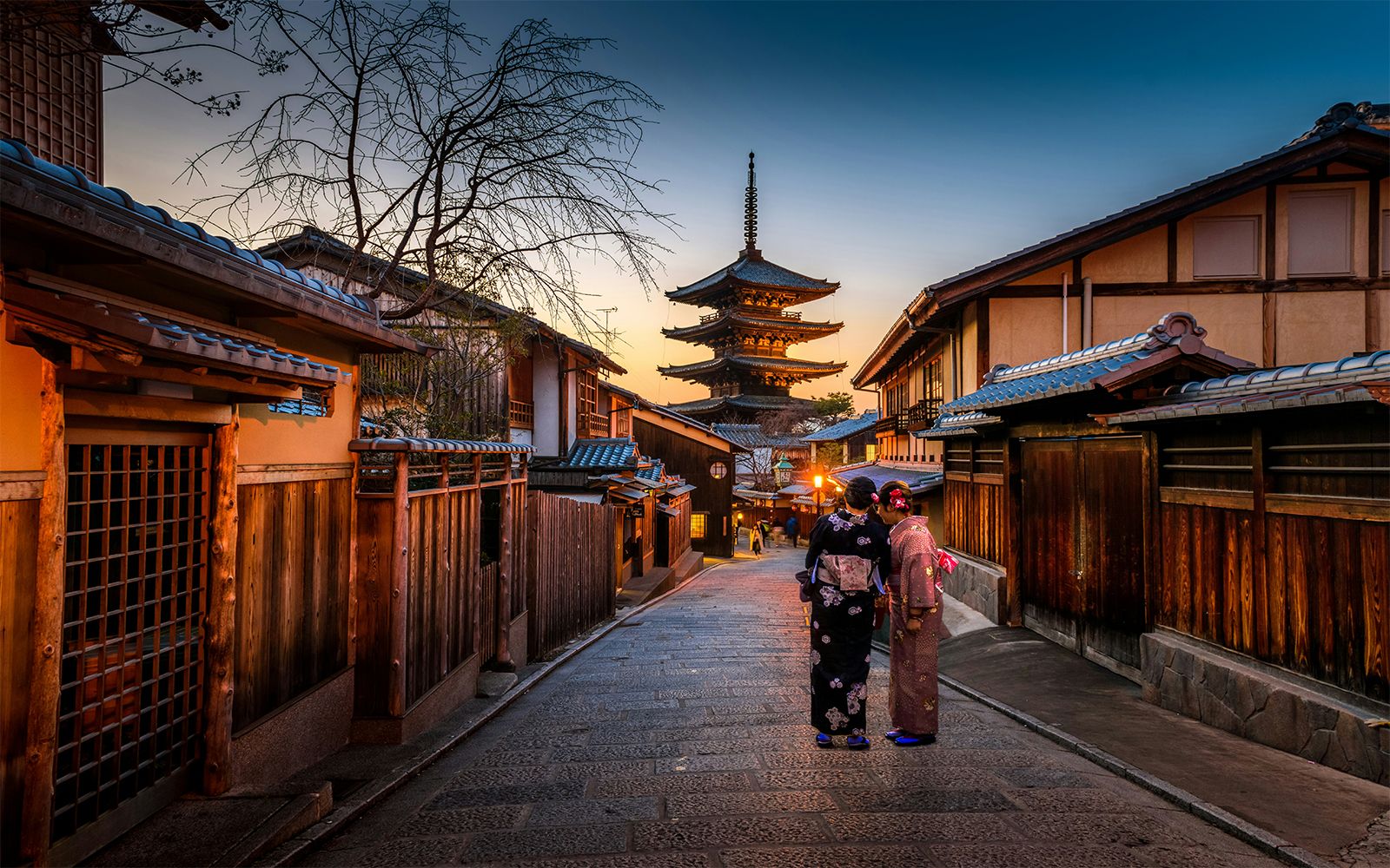 Lost in Japan: viaggio di gruppo nel Giappone d'autunno